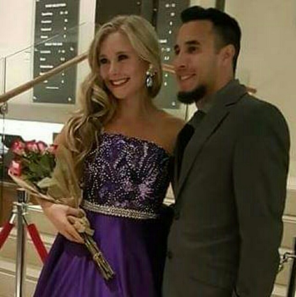 Meet your Posher, Stevie - Picture 1 of 2